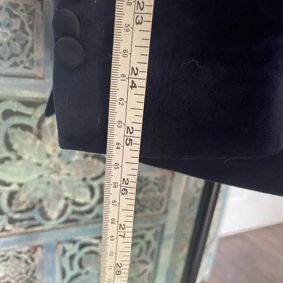 Egara Men’s Navy Velvet Smoking Jacket 38R - Picture 4 of 9